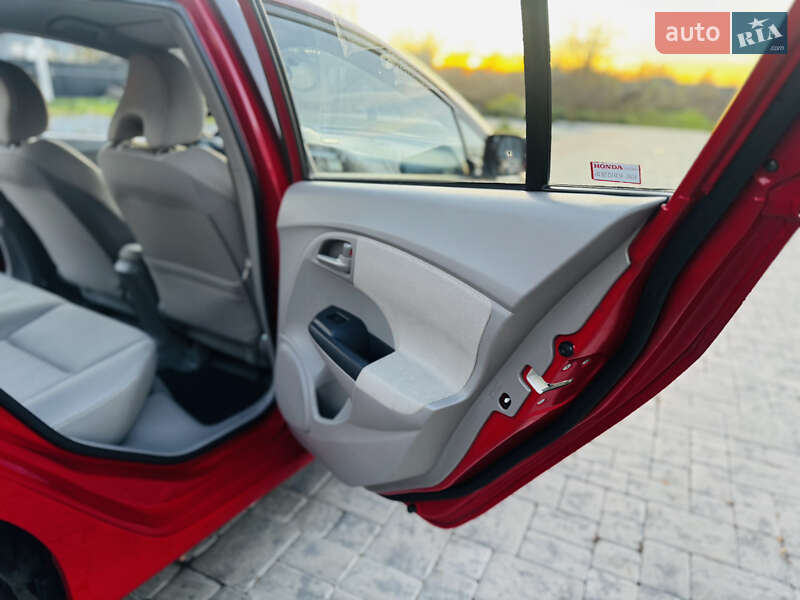 Хетчбек Honda Insight 2010 в Здолбуніві