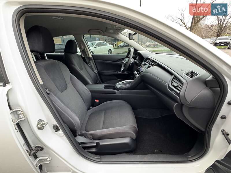 Седан Honda Insight 2018 в Дніпрі