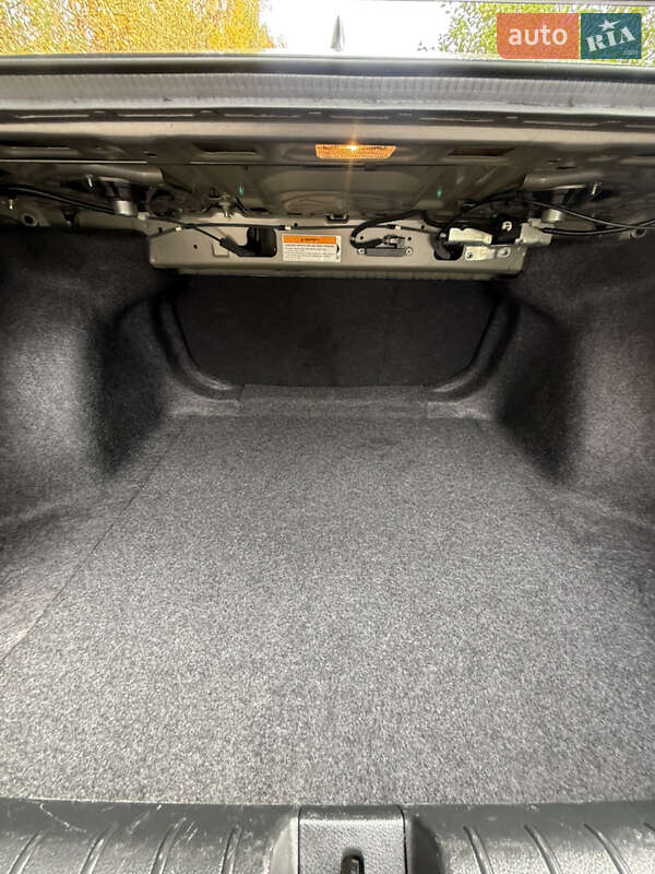 Седан Honda Insight 2021 в Львові