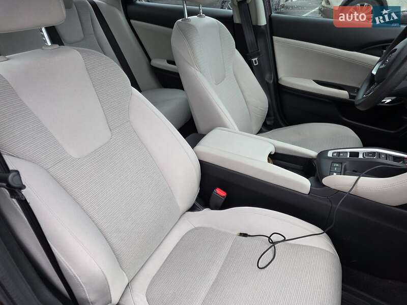 Седан Honda Insight 2018 в Киеве фото 8 Седан Honda Insight 2018 в Киеве