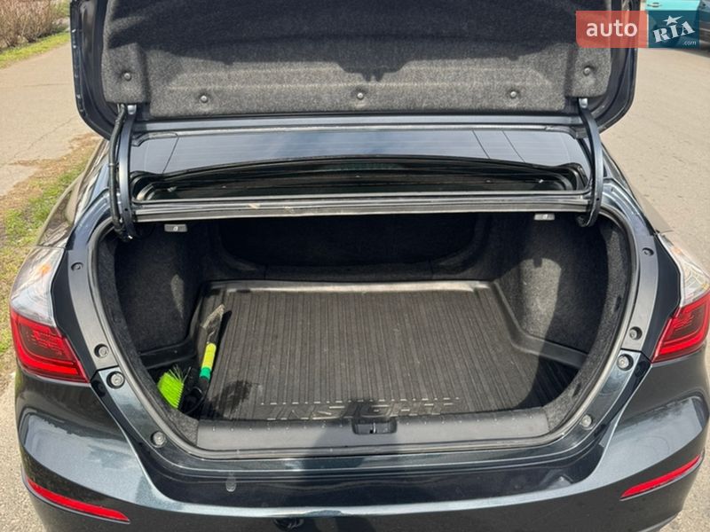 Седан Honda Insight 2021 в Кропивницком