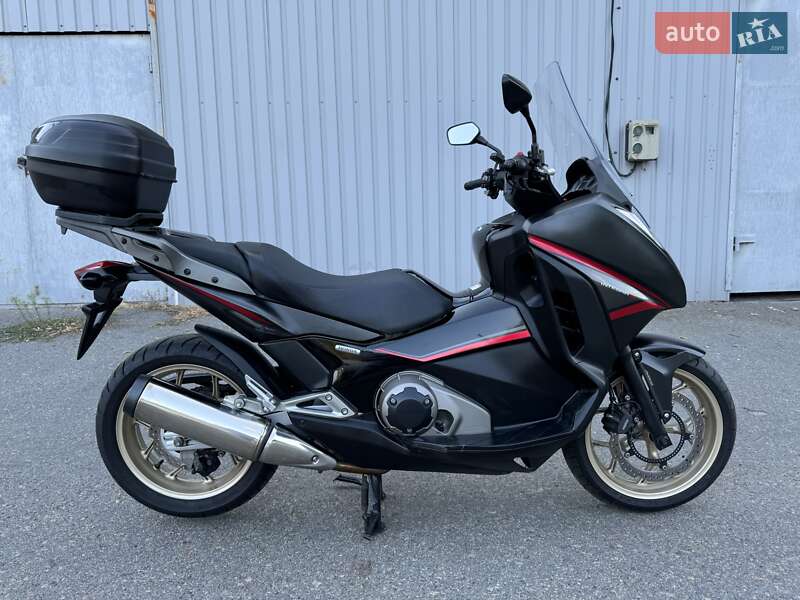 Макси-скутер Honda Integra 750 2015 в 