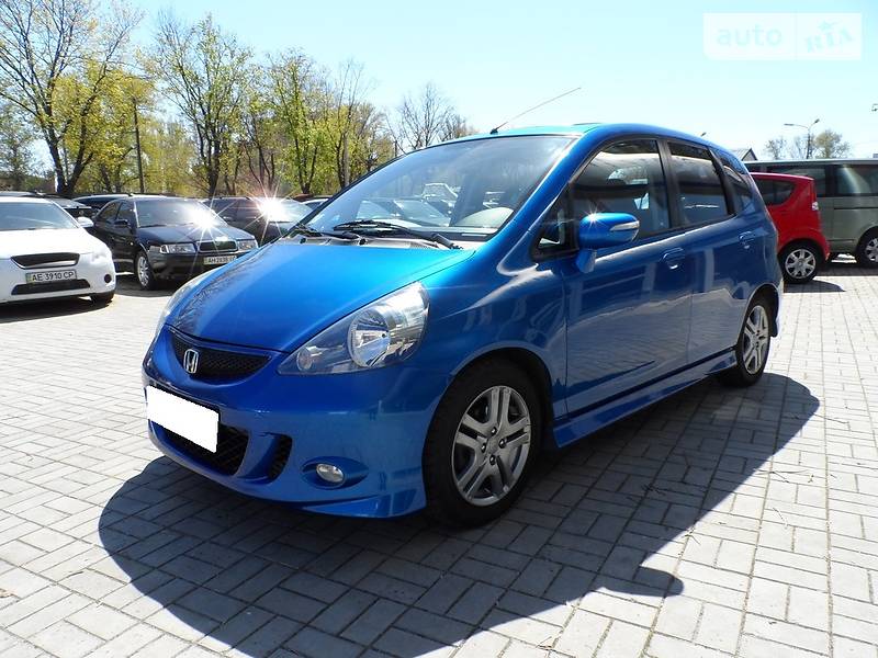 Хэтчбек Honda Jazz 2005 в Днепре