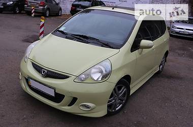 Хэтчбек Honda Jazz 2005 в Киеве