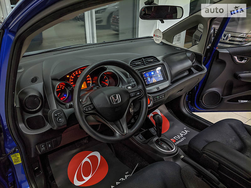 Хэтчбек Honda Jazz 2012 в Черновцах