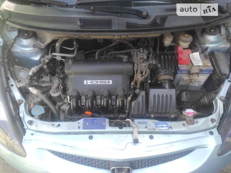 Хэтчбек Honda Jazz 2007 в Каменец-Подольском