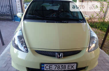 Хэтчбек Honda Jazz 2005 в Черновцах