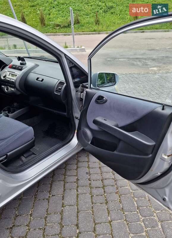Хэтчбек Honda Jazz 2005 в Львове фото 12 Хэтчбек Honda Jazz 2005 в Львове