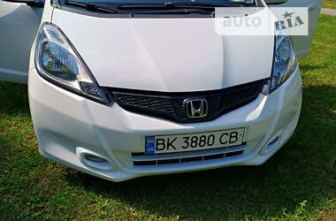 Хэтчбек Honda Jazz 2012 в 