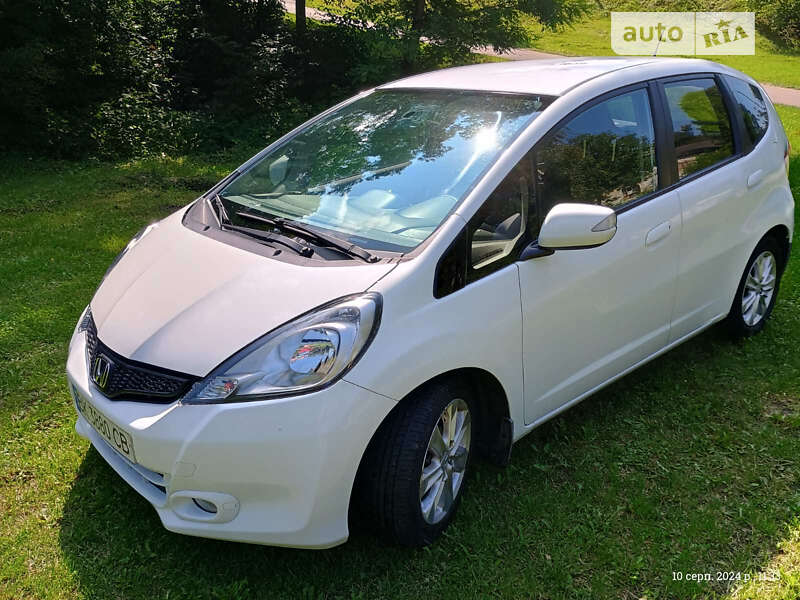 Хэтчбек Honda Jazz 2012 в Ровно фото 28 Хэтчбек Honda Jazz 2012 в Ровно