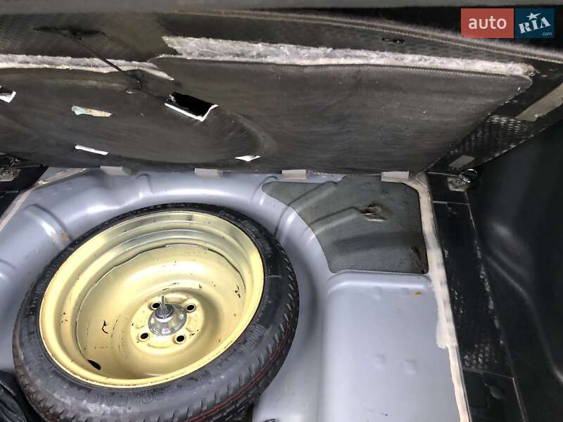 Хэтчбек Honda Jazz 2005 в Луцке