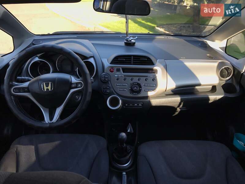 Хэтчбек Honda Jazz 2010 в Ровно фото 22 Хэтчбек Honda Jazz 2010 в Ровно