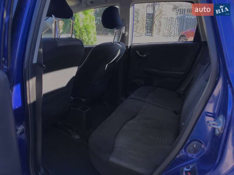 Хэтчбек Honda Jazz 2010 в Ровно фото 24 Хэтчбек Honda Jazz 2010 в Ровно