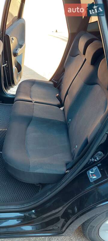 Хетчбек Honda Jazz 2009 в Ромнах