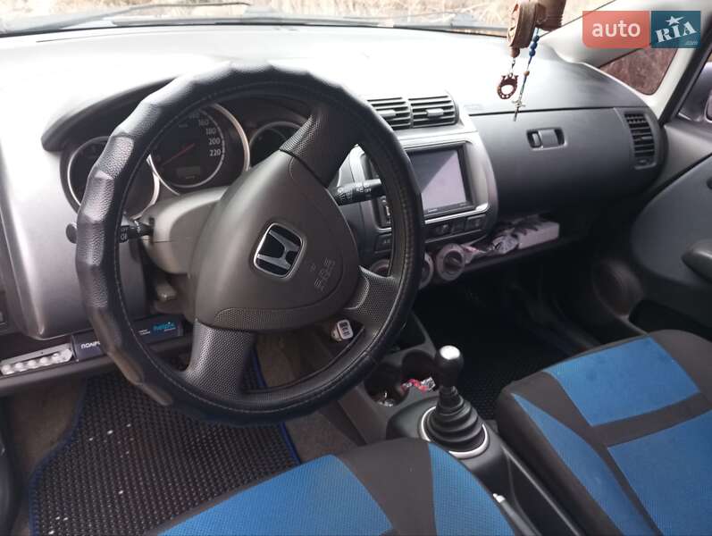 Хетчбек Honda Jazz 2006 в Полтаві