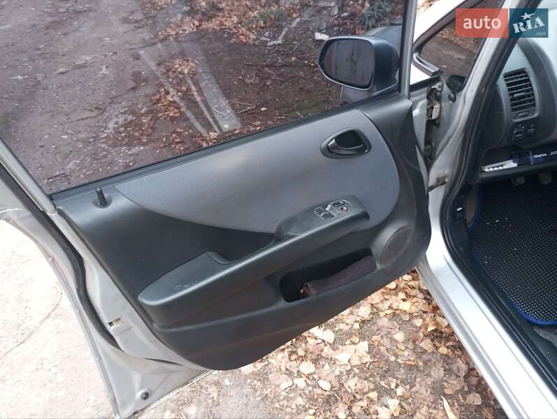 Хетчбек Honda Jazz 2006 в Полтаві