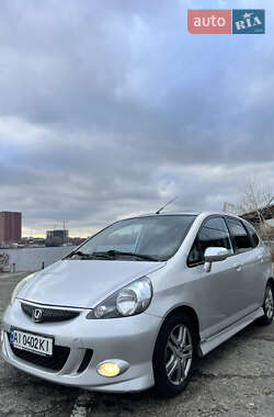 Хэтчбек Honda Jazz 2008 в Киеве