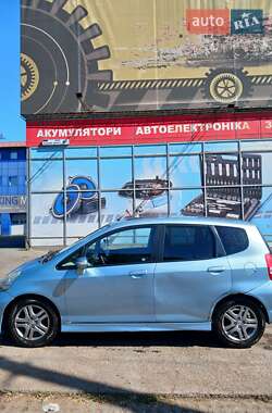 Хэтчбек Honda Jazz 2006 в 