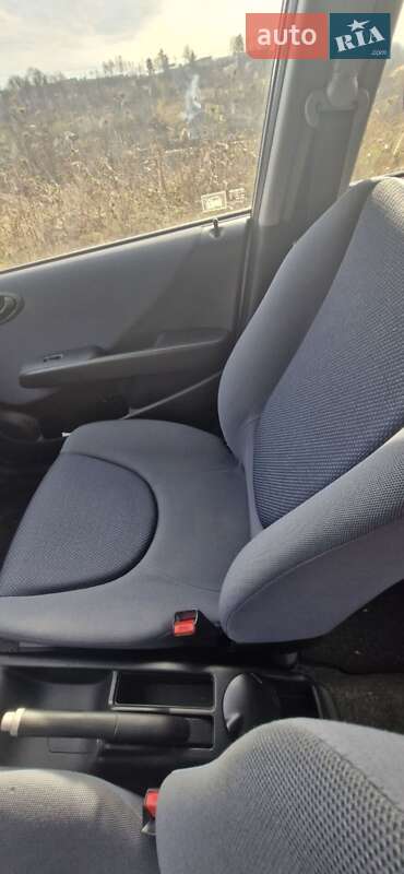 Хетчбек Honda Jazz 2002 в Ужгороді