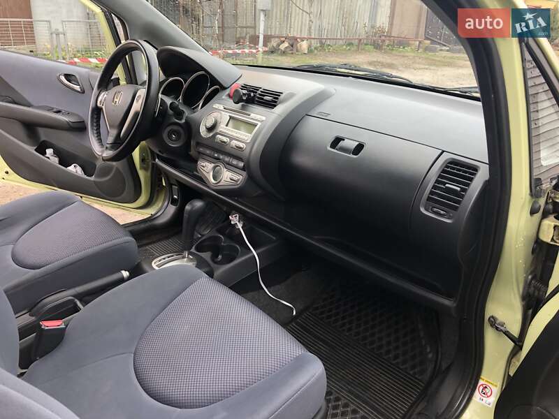 Хэтчбек Honda Jazz 2005 в Чернигове фото 2 Хэтчбек Honda Jazz 2005 в Чернигове