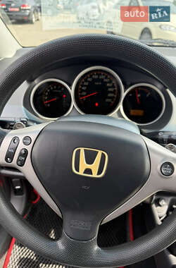 Хетчбек Honda Jazz 2006 в 