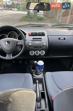 Хетчбек Honda Jazz 2007 в 