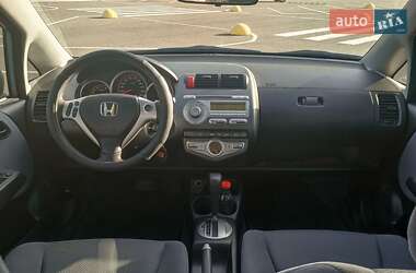 Хетчбек Honda Jazz 2005 в 