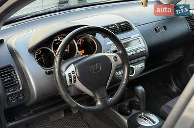 Хетчбек Honda Jazz 2007 в 