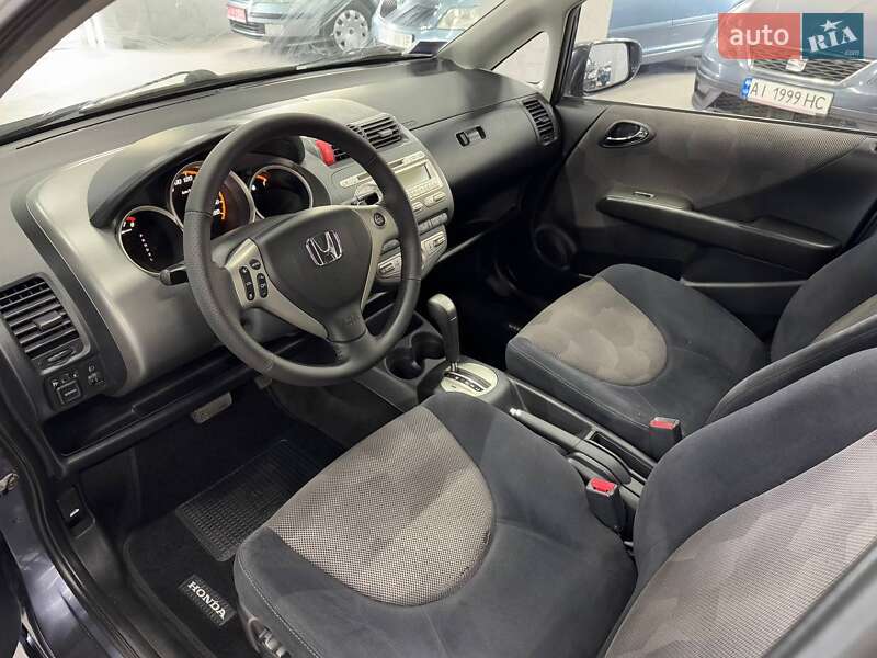 Хэтчбек Honda Jazz 2007 в Каменском