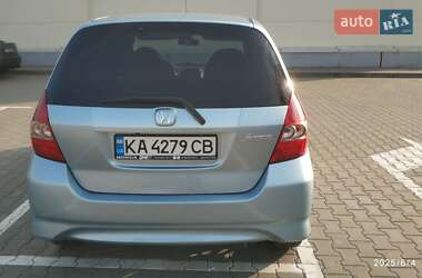 Хэтчбек Honda Jazz 2007 в 
