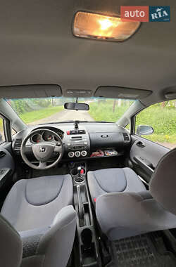 Хэтчбек Honda Jazz 2004 в 