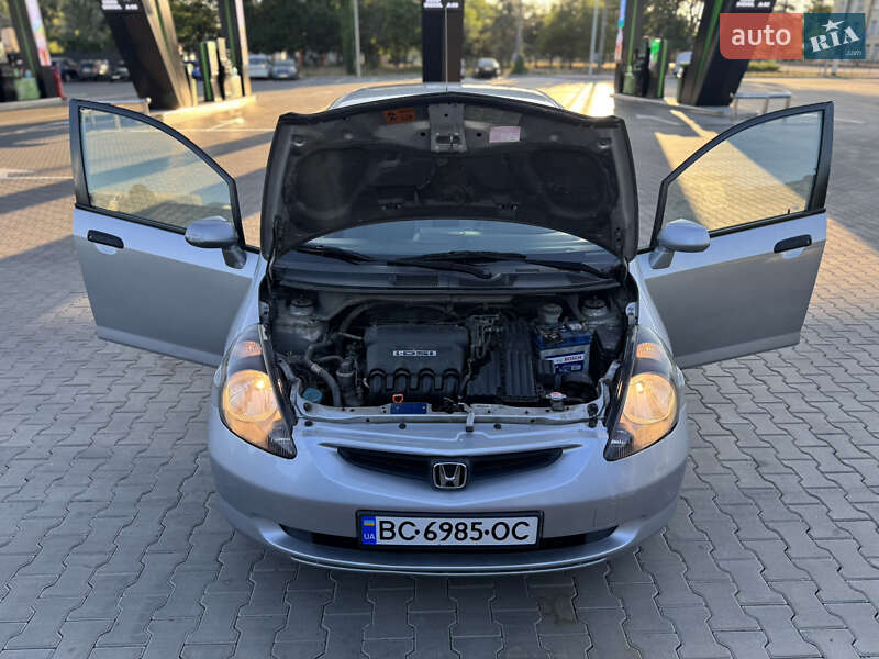 Хэтчбек Honda Jazz 2003 в Одессе