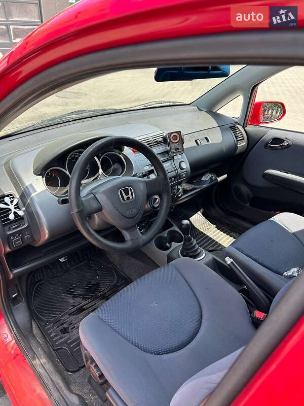 Хетчбек Honda Jazz 2003 в Чернівцях