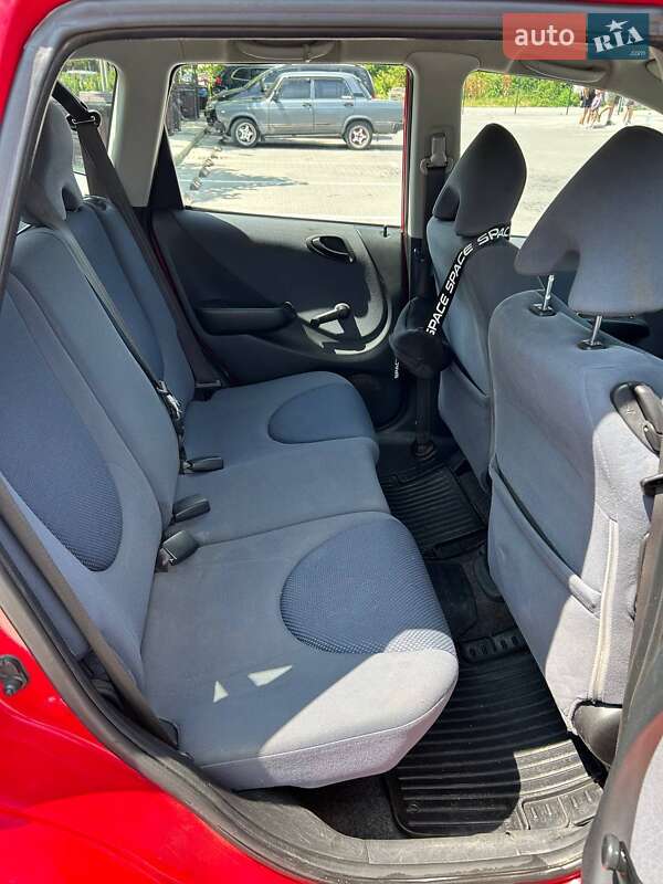 Хетчбек Honda Jazz 2003 в Чернівцях
