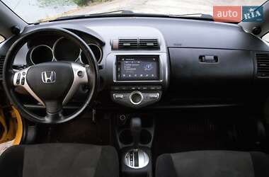 Хэтчбек Honda Jazz 2008 в 