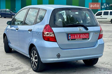 Хэтчбек Honda Jazz 2005 в 