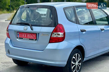 Хэтчбек Honda Jazz 2005 в 