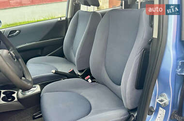 Хэтчбек Honda Jazz 2005 в 