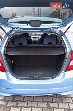 Хэтчбек Honda Jazz 2004 в 