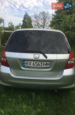 Хэтчбек Honda Jazz 2006 в 