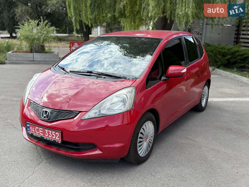 Хетчбек Honda Jazz 2010 в Дніпрі