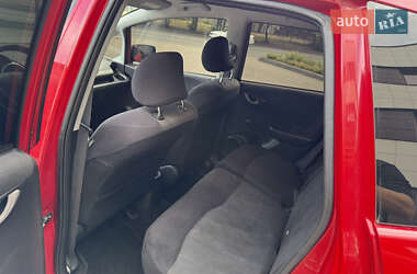 Хетчбек Honda Jazz 2010 в 