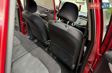 Хетчбек Honda Jazz 2010 в 