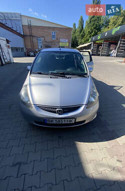 Хэтчбек Honda Jazz 2006 в 