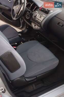 Хэтчбек Honda Jazz 2007 в 