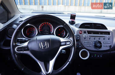 Хэтчбек Honda Jazz 2009 в 