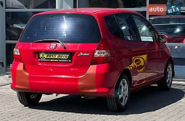 Хэтчбек Honda Jazz 2005 в 