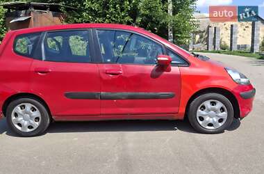 Хэтчбек Honda Jazz 2005 в 