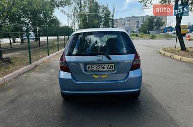 Хэтчбек Honda Jazz 2004 в 