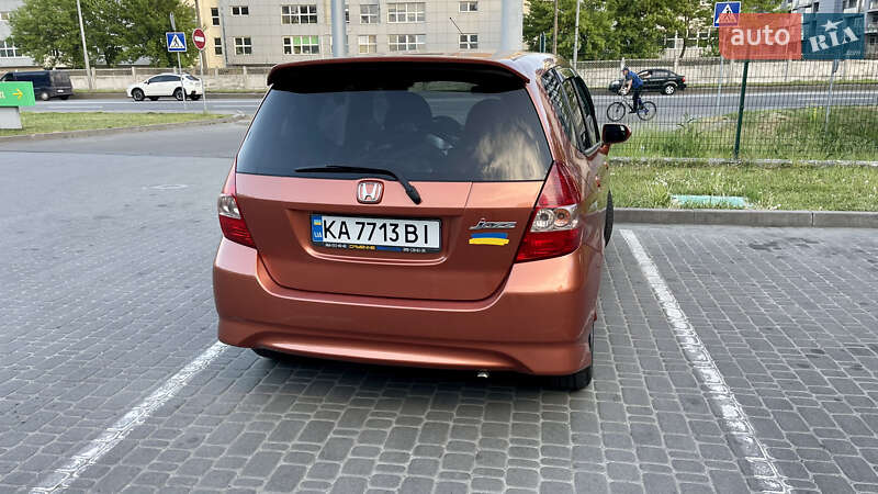 Хэтчбек Honda Jazz 2006 в Киеве фото 2 Хэтчбек Honda Jazz 2006 в Киеве